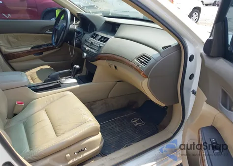 2009 Honda Accord 3.5 Ex-L from USA, damaged, VIN 1HGCP36819A023593